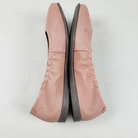 Ecco Women's Pink Flats - Picture 6 of 11